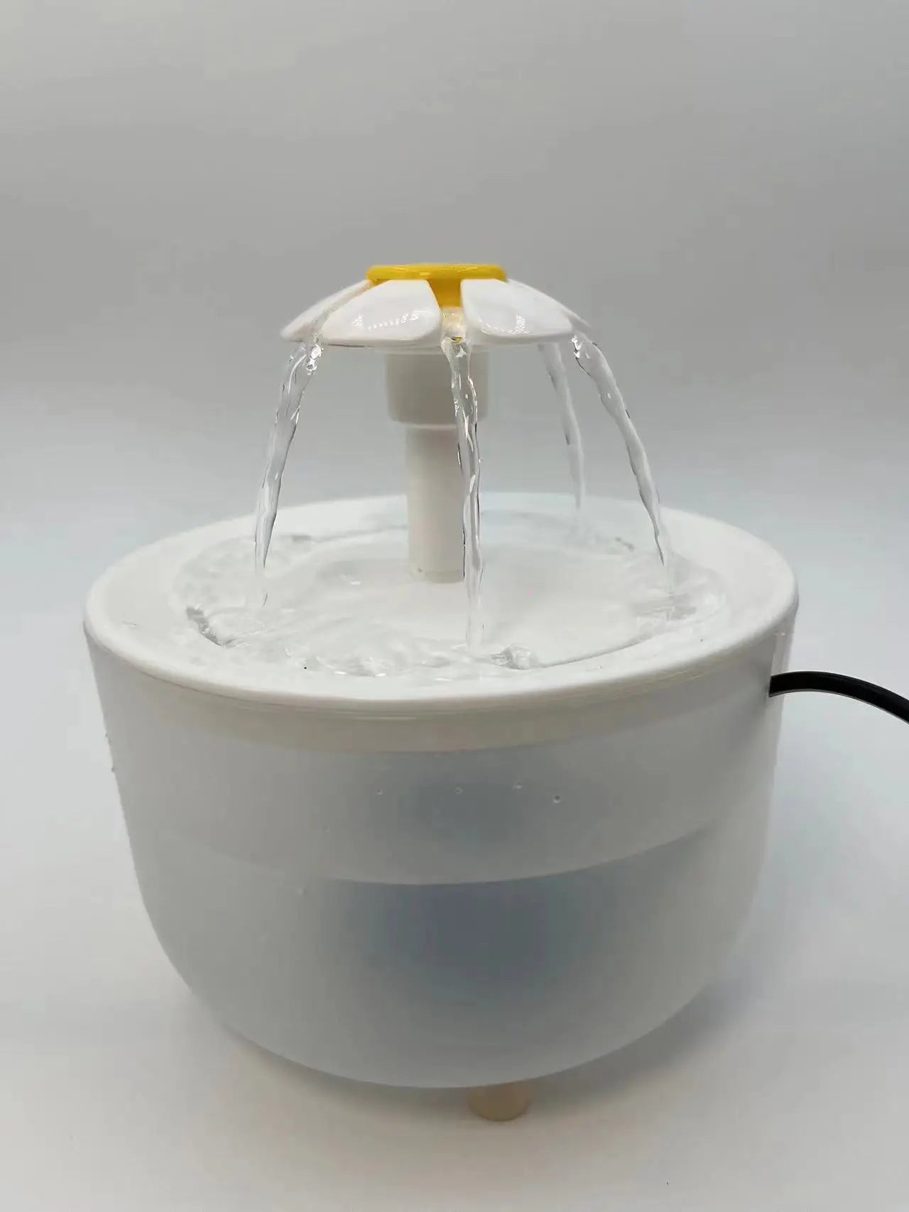 1200mL USB Electric Pet Water Fountain - No Furs Given