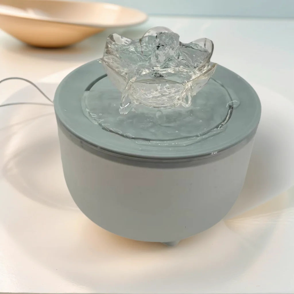 1200mL USB Electric Pet Water Fountain - No Furs Given